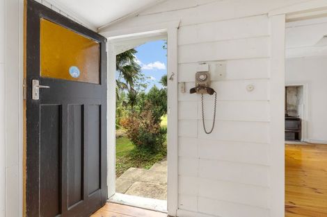 Photo of property in 37 Camp Road, Coroglen, Whitianga, 3591