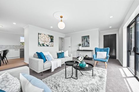 Photo of property in 54 Norana Road, Timberlea, Upper Hutt, 5018