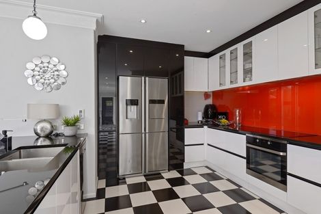 Photo of property in 208 Knowles Street, St Albans, Christchurch, 8052