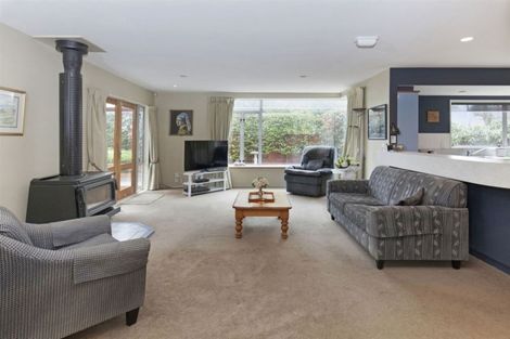 Photo of property in 22 Parkham Drive, Burnside, Christchurch, 8053