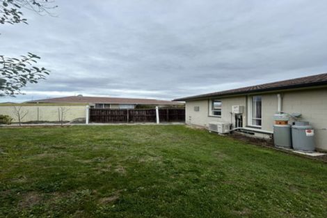 Photo of property in 2/23 Branksome Place, Parklands, Christchurch, 8083