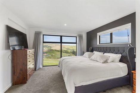 Photo of property in 208 Penruddock Rise, Westmorland, Christchurch, 8025
