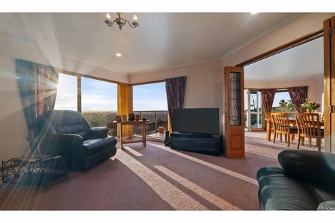 Photo of property in 40 Woodlau Rise, Huntsbury, Christchurch, 8022