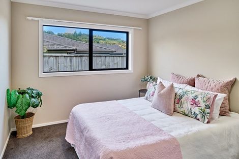Photo of property in 96 Endeavour Drive, Whitby, Porirua, 5024