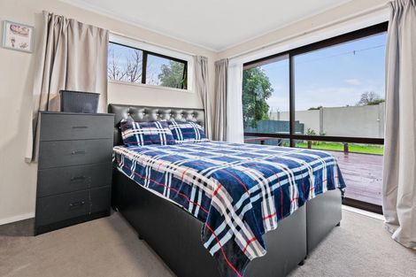 Photo of property in 12 Gloaming Place, Conifer Grove, Takanini, 2112