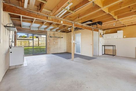 Photo of property in 128 Pikarere Street, Titahi Bay, Porirua, 5022