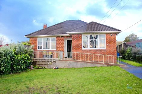 Photo of property in 110 Astley Avenue, New Lynn, Auckland, 0600