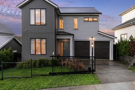 Photo of property in 41 Maka Terrace, Orewa, 0931