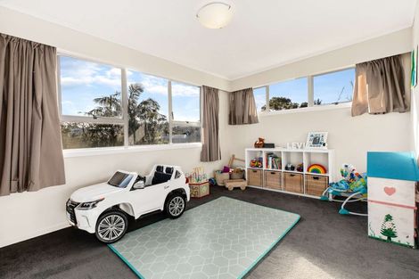 Photo of property in 1/16 Evans Road, Glen Eden, Auckland, 0602