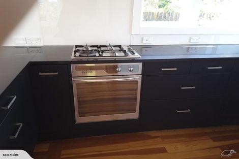 Photo of property in 2/128 Aberdeen Road, Campbells Bay, Auckland, 0620