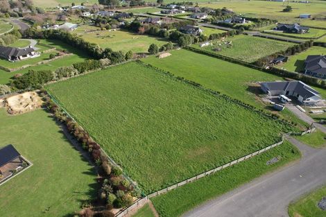 Photo of property in 12 Oriwa Lane, Levin, 5571