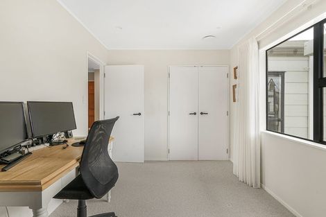 Photo of property in 49 Garland Drive, St Andrews, Hamilton, 3200