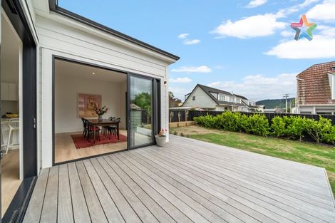 Photo of property in 11 Bay Street, Petone, Lower Hutt, 5012