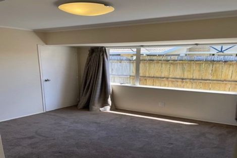 Photo of property in 1/7 Nakhle Place, Manurewa, Auckland, 2105