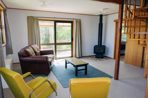 Photo of property in 17 Burnett Street, Kakanui, Oamaru, 9495