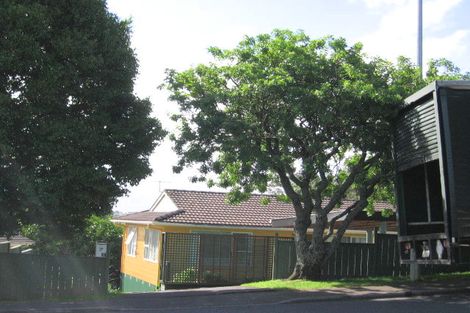 Photo of property in 7 Pisces Road, Glen Eden, Auckland, 0602