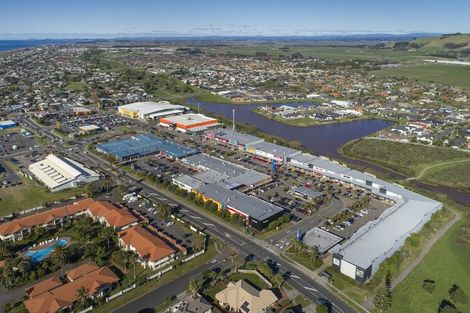 Photo of property in 151 Domain Road, Papamoa Beach, Te Puke, 3187