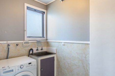 Photo of property in 14 Runuku Grove, Turangi, 3334