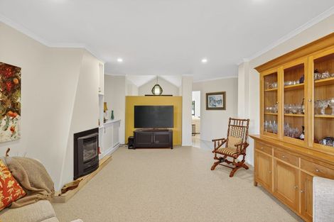 Photo of property in 46 Rockview Place, Mount Pleasant, Christchurch, 8081