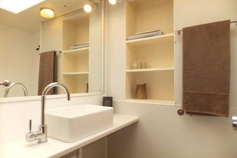 Photo of property in Sharella Living, 20 Glenmore Street, Thorndon, Wellington, 6011