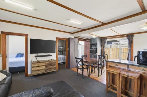 Photo of property in 59 Fifth Avenue, Urenui, 4377