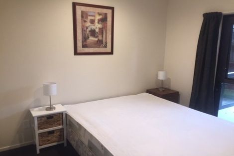 Photo of property in 25 Sainsbury Road, Fernhill, Queenstown, 9300