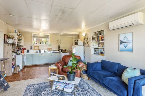 Photo of property in 4a Malfroy Lane, Raumati Beach, Paraparaumu, 5032