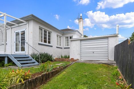 Photo of property in 34 Cairnfield Road, Kensington, Whangarei, 0112