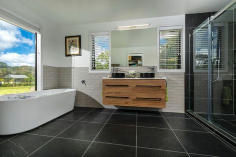 Photo of property in 1164 Weranui Road, Wainui, Silverdale, 0994