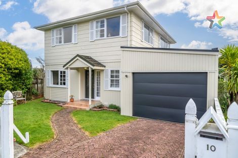 Photo of property in 10 Clematis Grove, Maungaraki, Lower Hutt, 5010