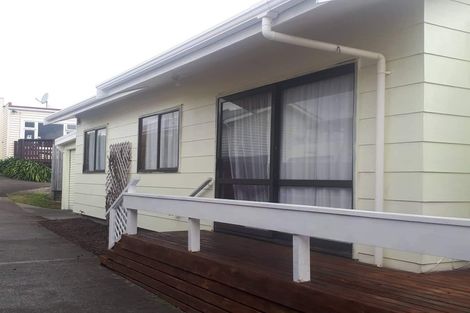 Photo of property in 27a Mana Esplanade, Paremata, Porirua, 5026