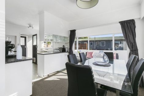 Photo of property in 279 Wellington Road, Wainuiomata, Lower Hutt, 5014