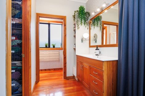 Photo of property in 7 Alpine Grove, Kelvin Grove, Palmerston North, 4414