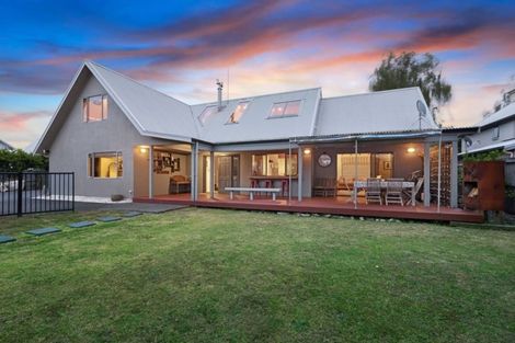 Photo of property in 2/25 The Avenue, Albany, Auckland, 0632