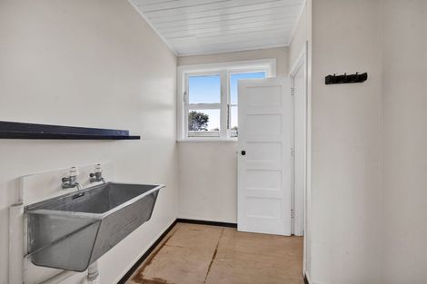 Photo of property in 31 Wilson Street, Waverley, 4510