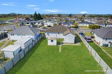 Photo of property in 15 Cameron Crescent, Masterton, 5810