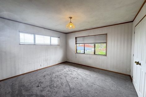 Photo of property in 178 Sturges Road, Henderson, Auckland, 0612