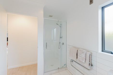 Photo of property in 42 Waterstone Avenue, Paraparaumu, 5032