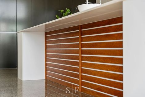 Photo of property in 8 Ngarara Road, Waikanae, 5036