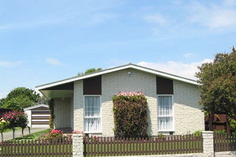 Photo of property in 3 Carteret Place, Aranui, Christchurch, 8061