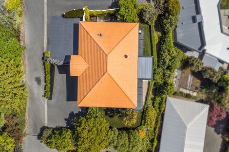 Photo of property in 39 Overdale Drive, Cashmere, Christchurch, 8022