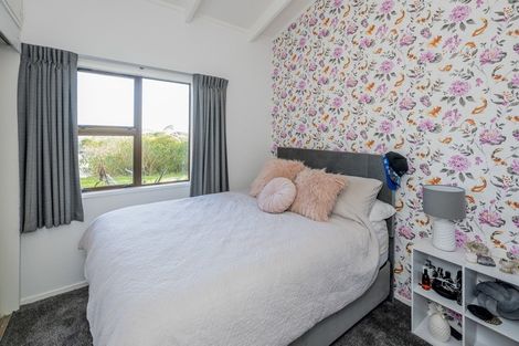 Photo of property in 167 Huia Street, Waikanae, 5391