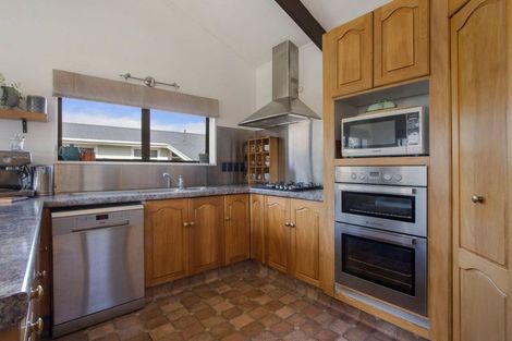 Photo of property in 16 Jocelyn Street, Katikati, 3129