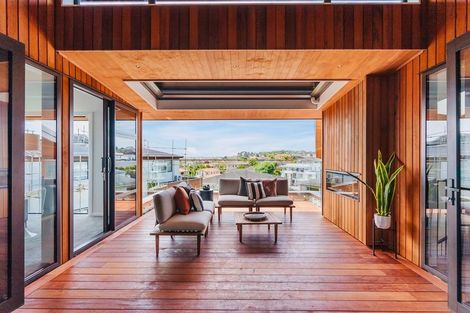 Photo of property in 31 Dunvegan Rise, East Tamaki Heights, Auckland, 2016