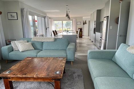 Photo of property in 41 Longreach Drive, Cooks Beach, Whitianga, 3591