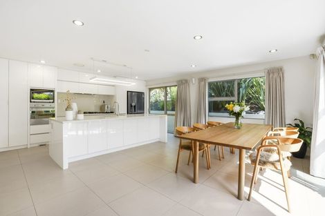 Photo of property in 6 Tuatini Place, Long Bay, Auckland, 0630