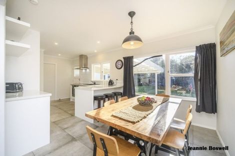 Photo of property in 9 Tingey Place, Awapuni, Palmerston North, 4412