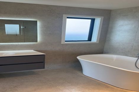 Photo of property in 2 Bendridge Street, Flat Bush, Auckland, 2019