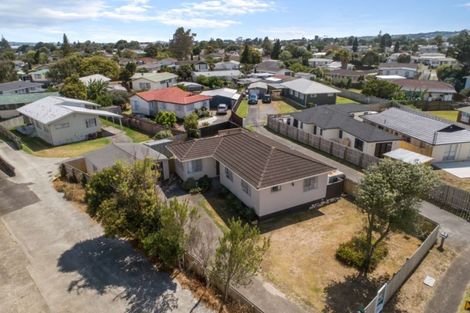 Photo of property in 44 Sunlands Drive, Manurewa, Auckland, 2102