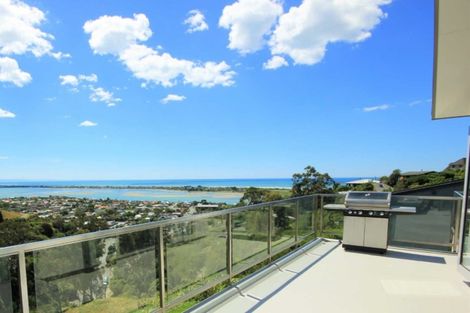 Photo of property in 12 Mandalay Lane, Redcliffs, Christchurch, 8081